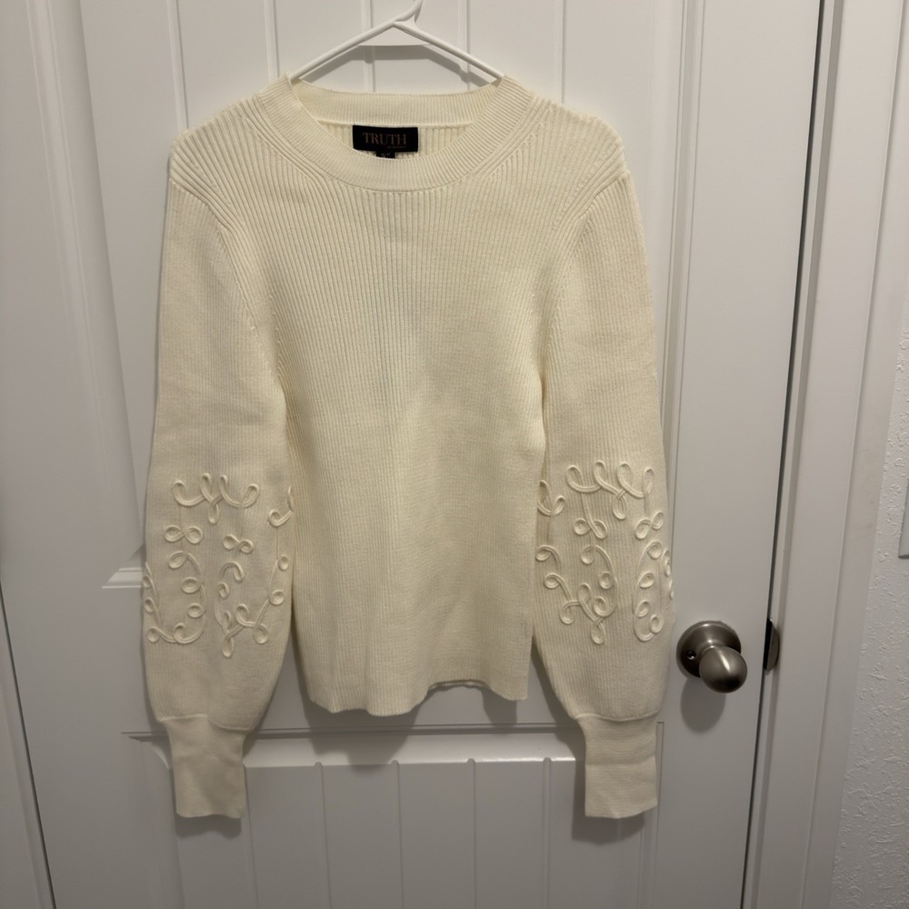 Truth By Republic Women's‎ Cream Ribbed Sweater Sleeve Design Size Medium